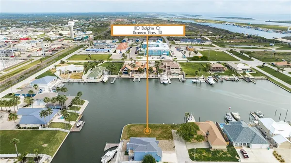 $374,900 | 110 Dolphin Court, Aransas Pass, TX 78336