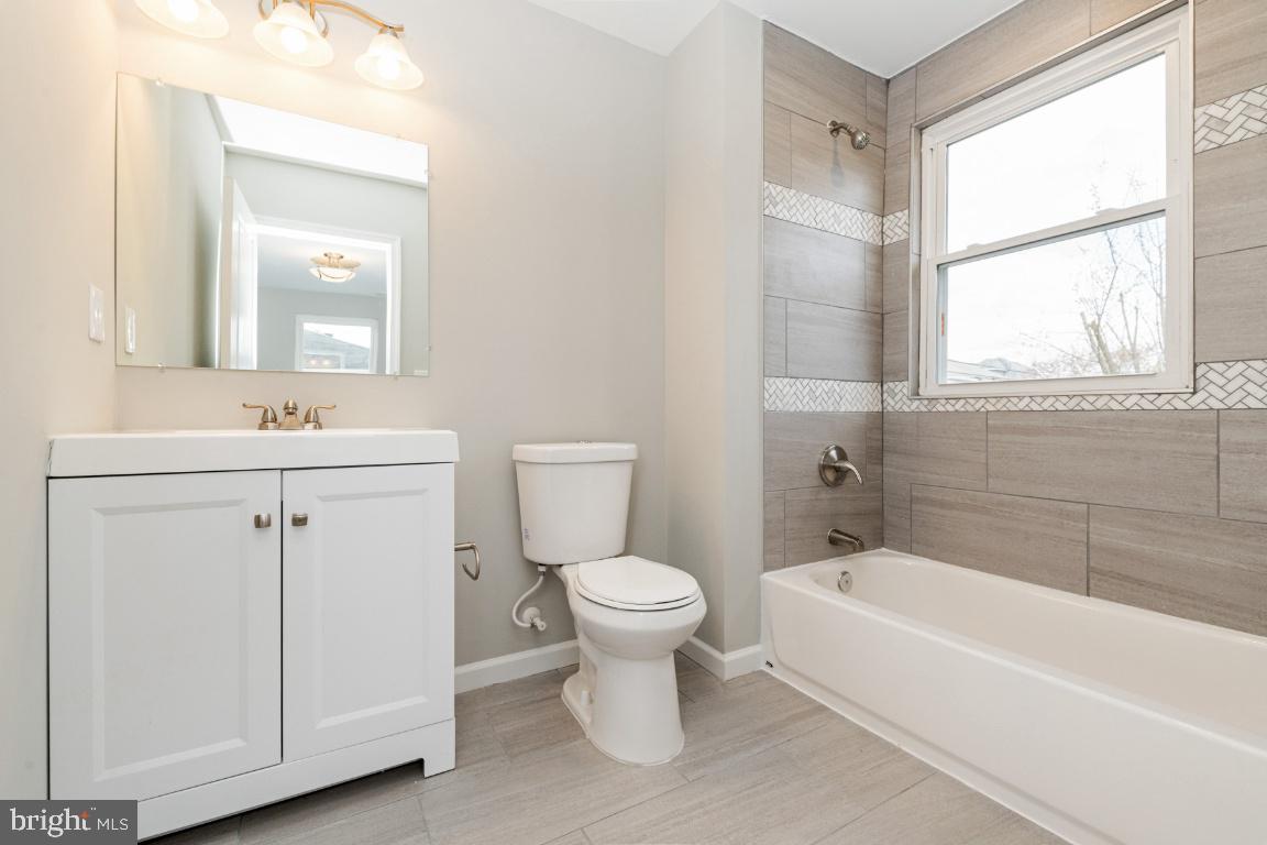 3406 Hilton Road Baltimore, MD 21215 - Photo 17 of 31 Gallery Image 17