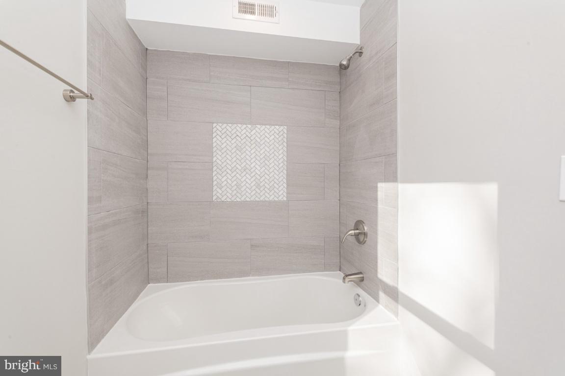 3406 Hilton Road Baltimore, MD 21215 - Photo 21 of 31 Gallery Image 21