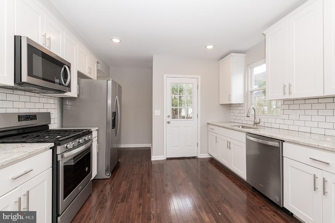 3406 Hilton Road Baltimore, MD 21215 - Photo 10 of 31 Gallery Image 10