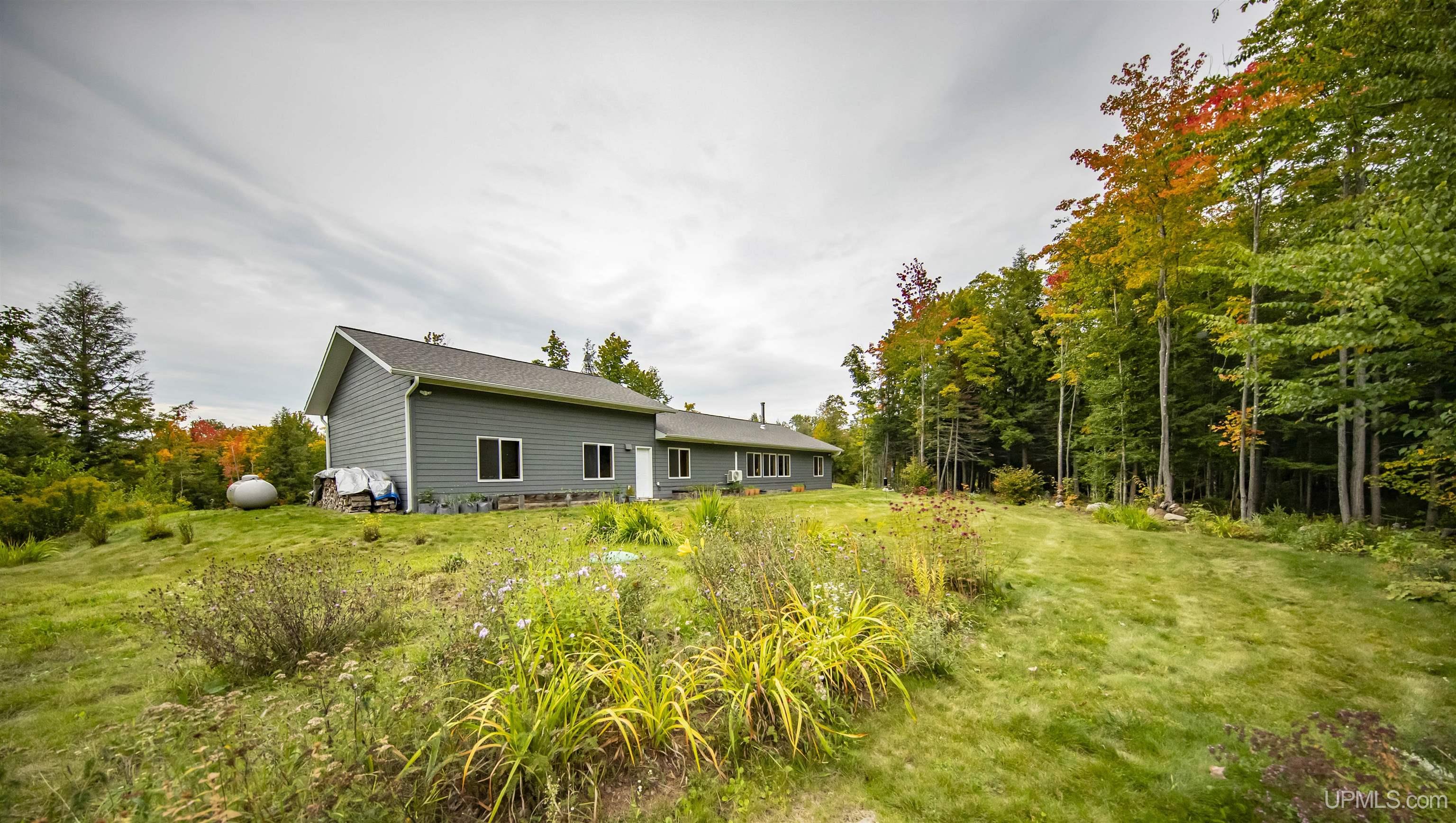 8450 Van Buskirk Road Ironwood, MI 49938 - Photo 8 of 83