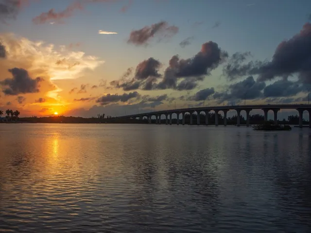 a sign that is on the side of a building