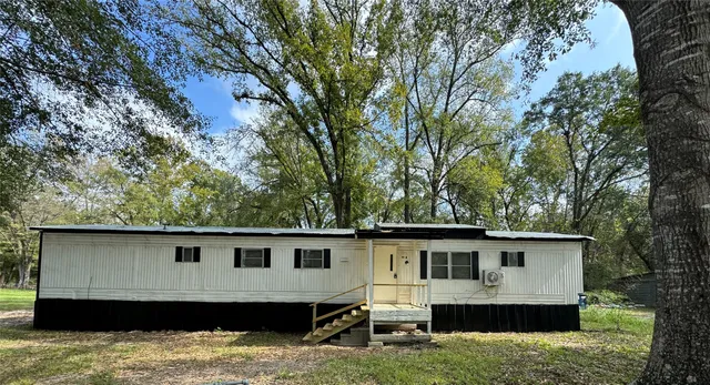 $1,000 | 104 North A N 1st Street, Livingston, TX 77351