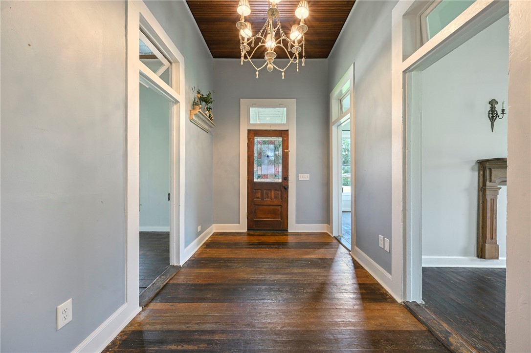 326 5th Street Somerville, TX 77879 - Photo 6 of 25