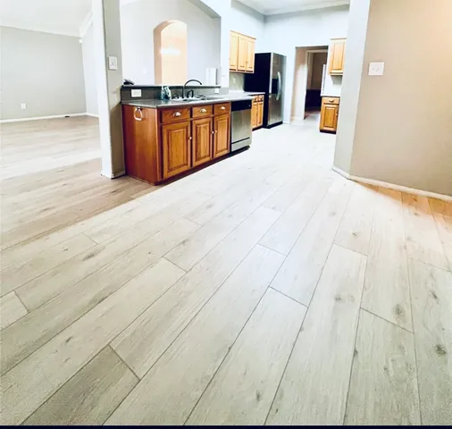 $2,000 | 13607 Mansor Drive, Houston, TX 77041