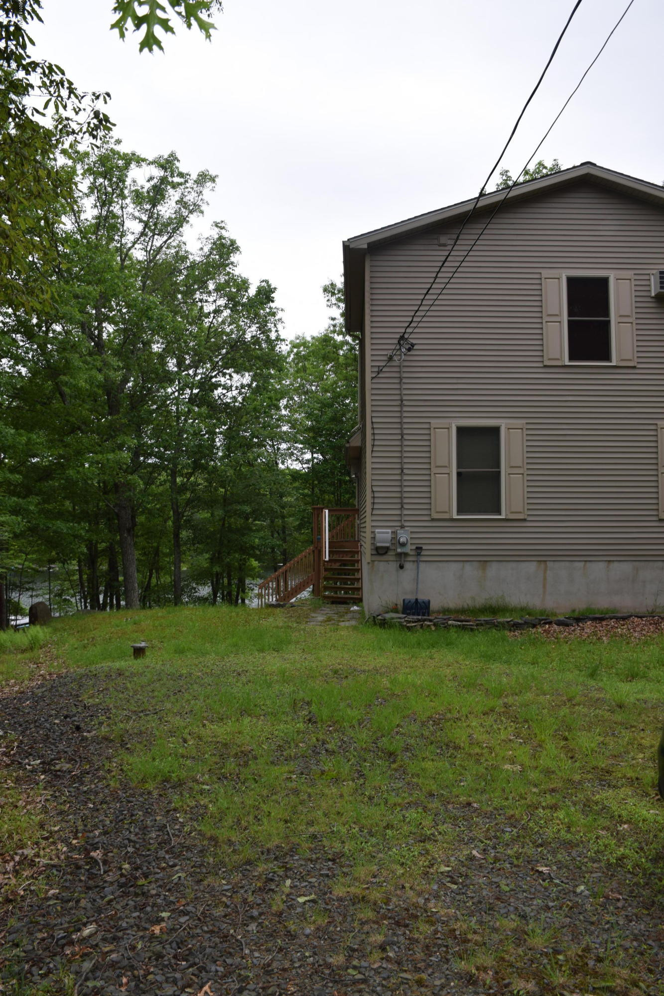 109 Mockingbird Court Bushkill, PA 18324 - Photo 18 of 54