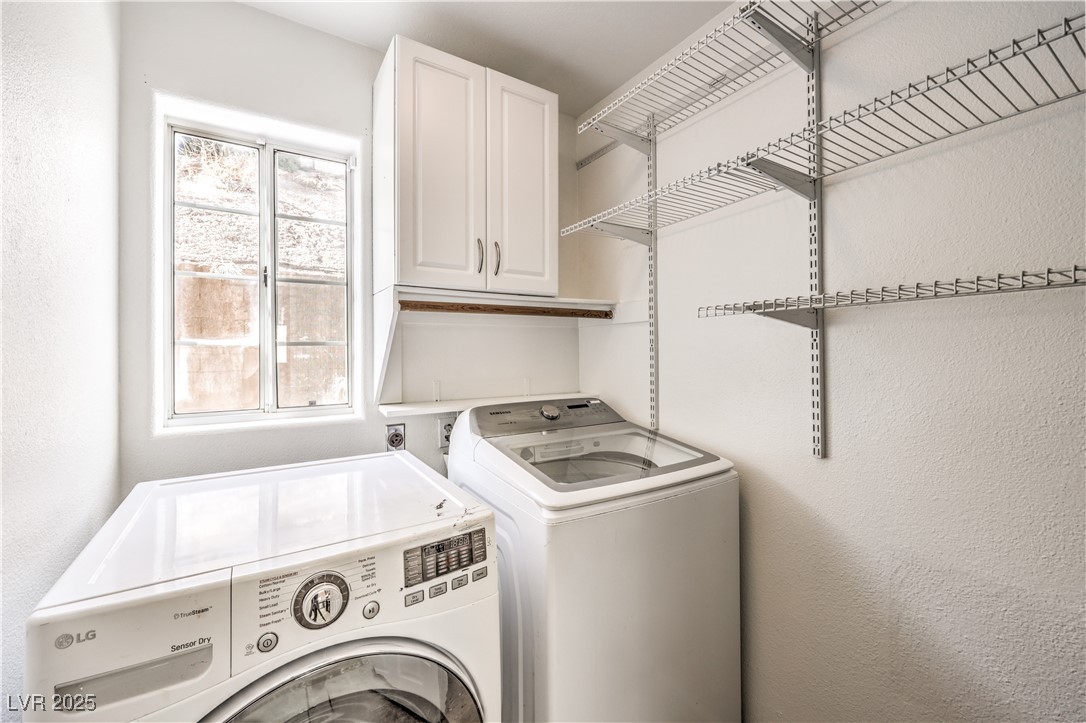 337 Seine Way Henderson, NV 89014 - Photo 11 of 29 Separate Room