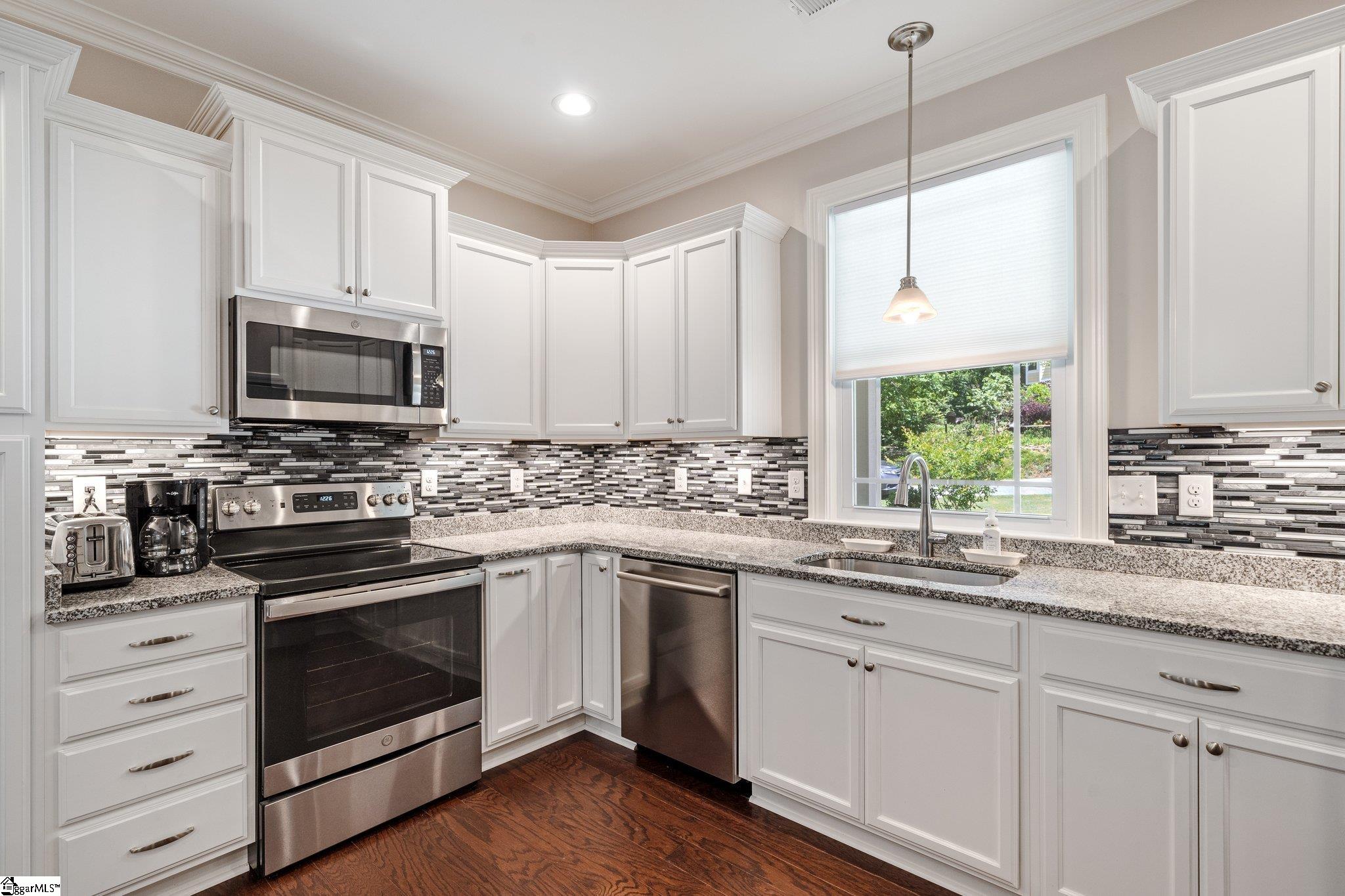 200 Phillips Trail Greenville, SC 29609 - Photo 13 of 32