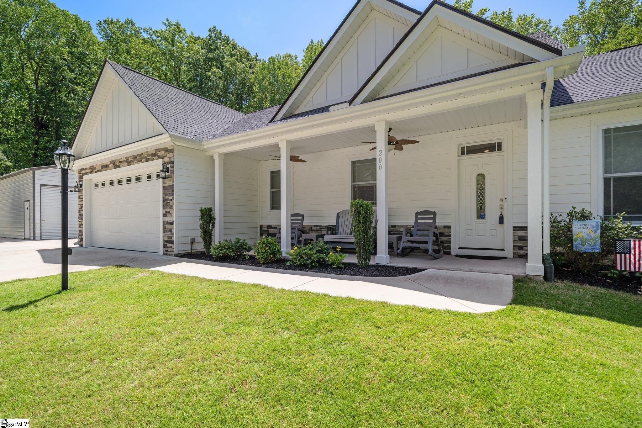 200 Phillips Trail Greenville, SC 29609 - Photo 4 of 32