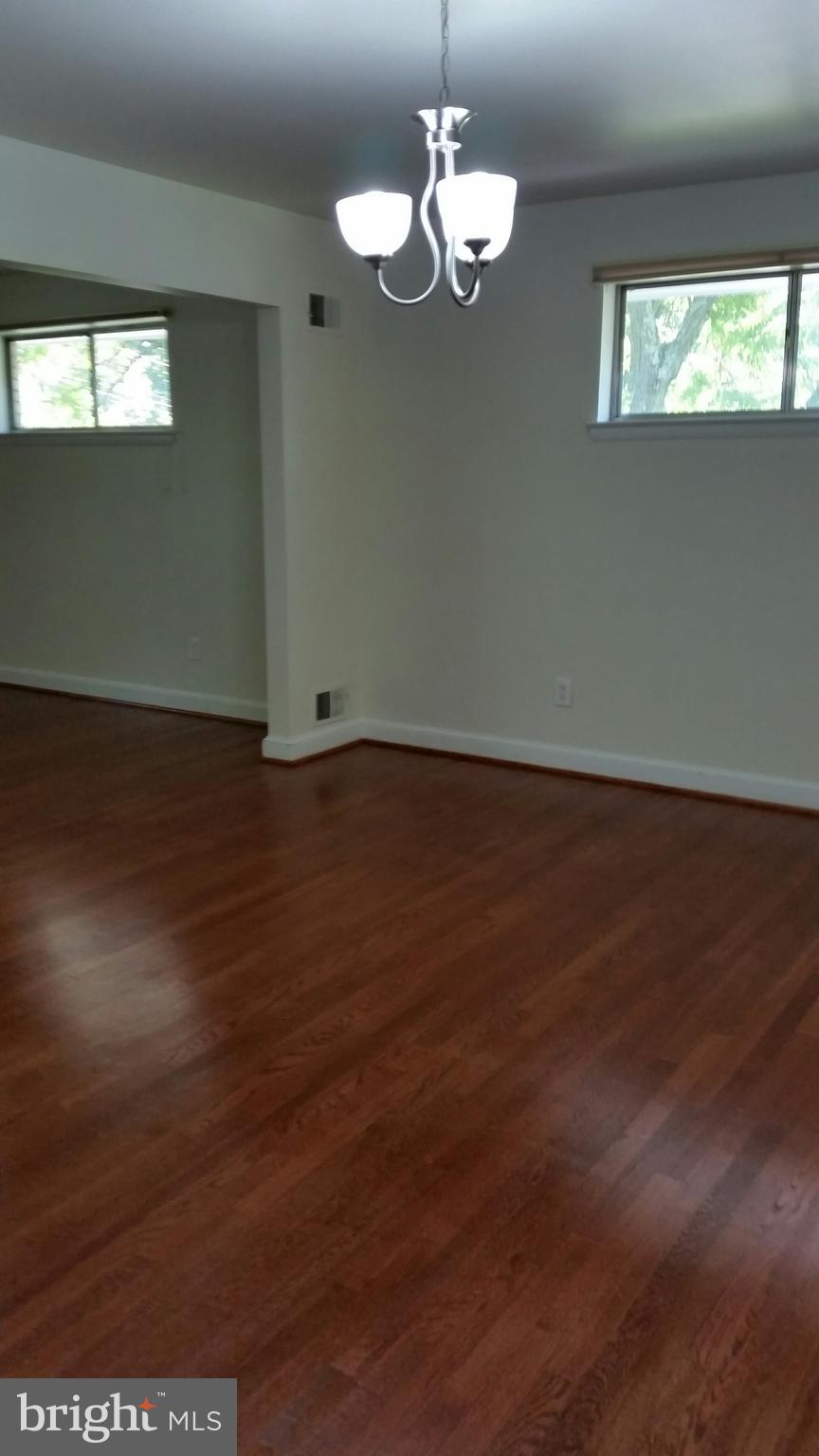 5909 Lenox Road Bethesda, MD 20817 - Photo 13 of 41