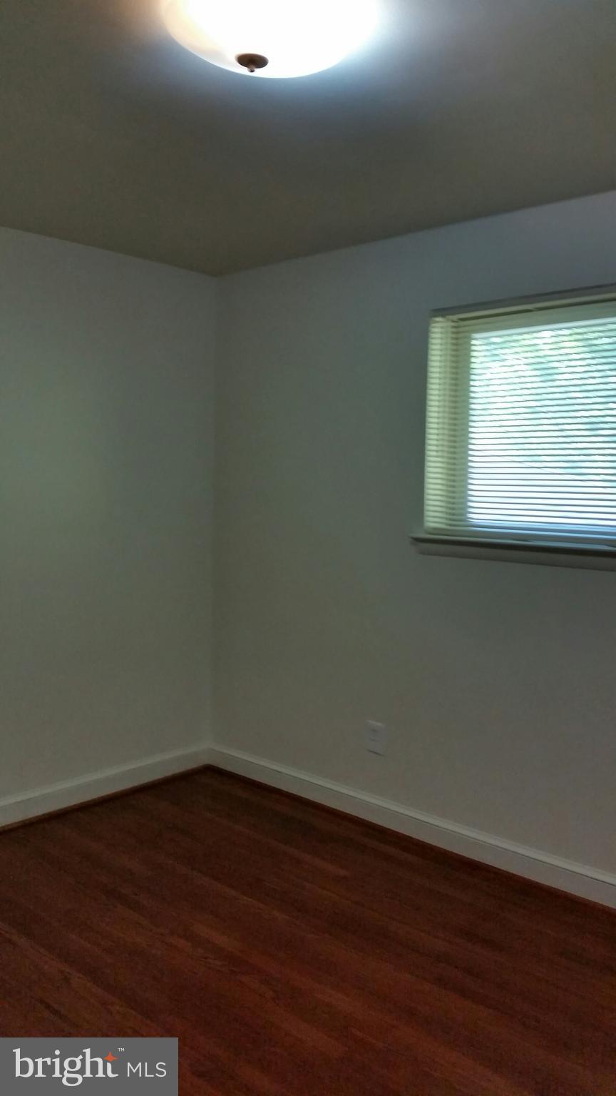 5909 Lenox Road Bethesda, MD 20817 - Photo 23 of 41