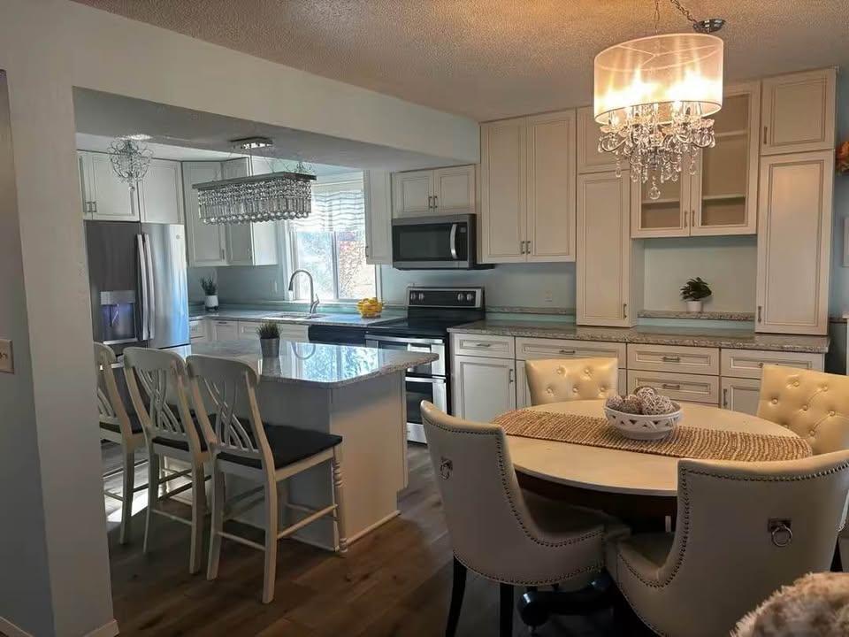 304 Cedar Lane Montevideo, MN 56265 - Photo 3 of 16