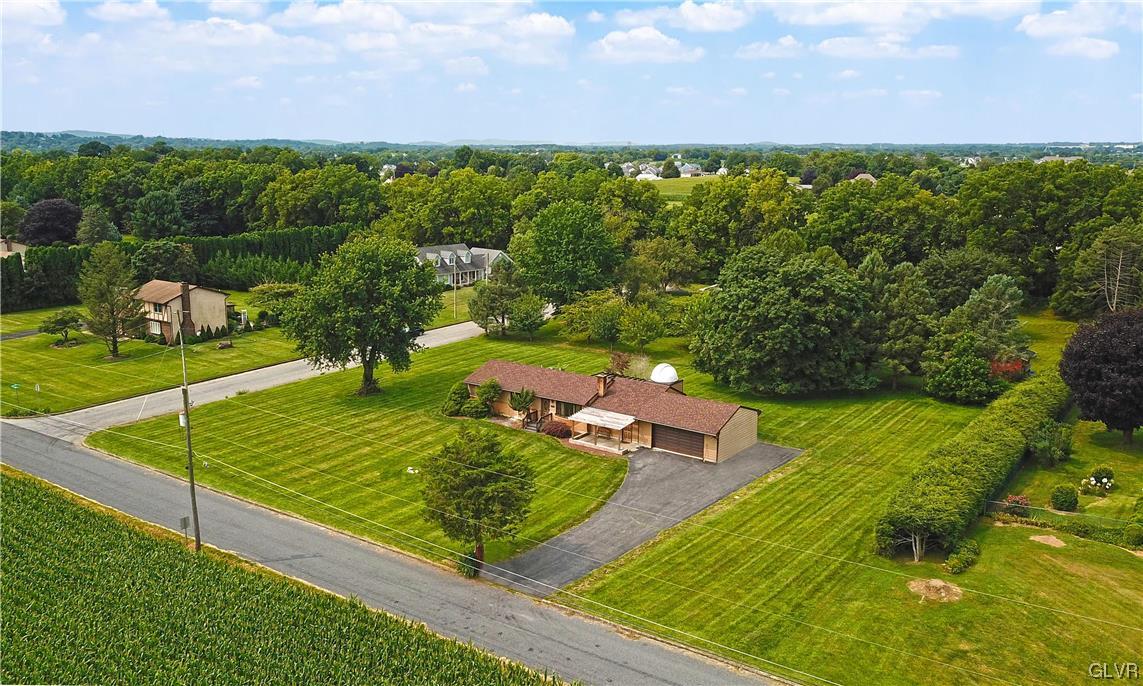 3300 Broadway Road Easton, PA 18040 - Photo 1 of 47 Gallery Image 1
