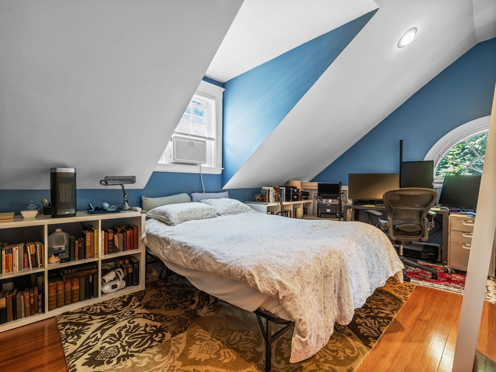 12 Appleby Road, Unit 2L Wellesley, MA 02482 - Photo 18 of 23