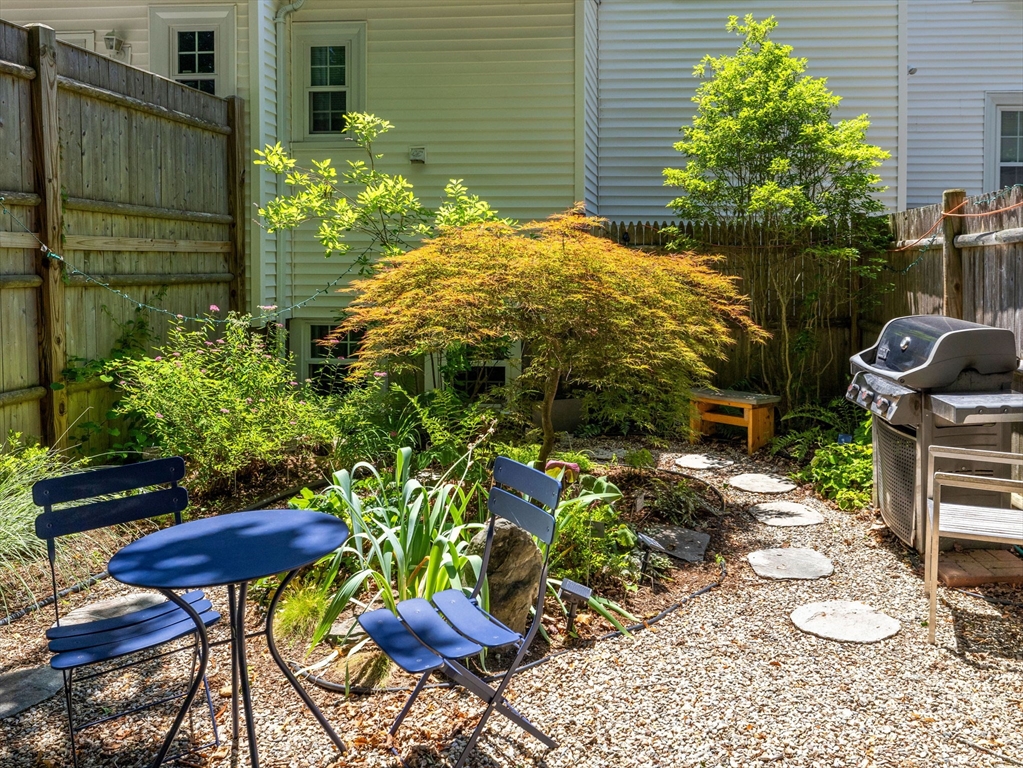 12 Appleby Road, Unit 2L Wellesley, MA 02482 - Photo 20 of 23