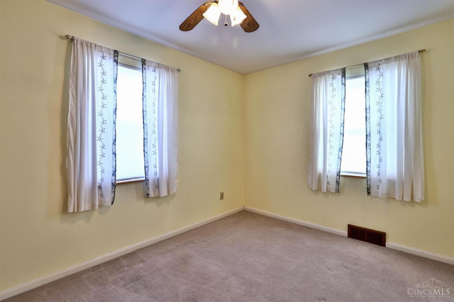 10709 Edgewood Road Harrison, OH 45030 - Photo 17 of 43 Gallery Image 17