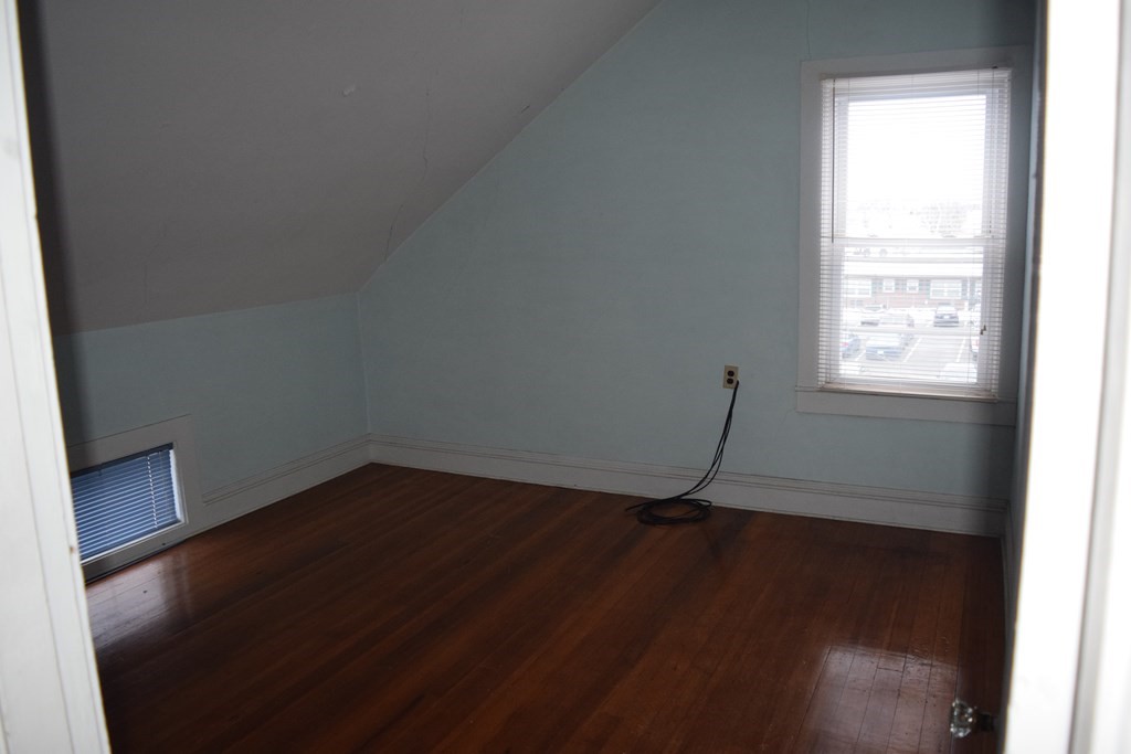606 Prospect Street Fall River, MA 02720 - Photo 12 of 22 Gallery Image 12