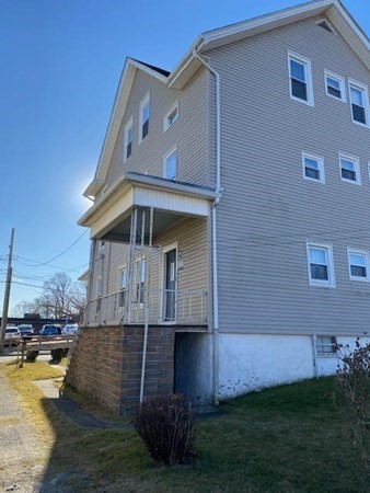606 Prospect Street Fall River, MA 02720 - Photo 4 of 22 Gallery Image 4