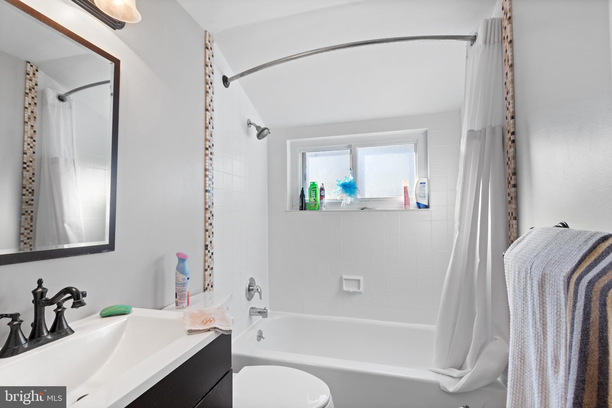 2 Quest Road Levittown, PA 19057 - Photo 16 of 19 2nd Floor Hallway Bath
