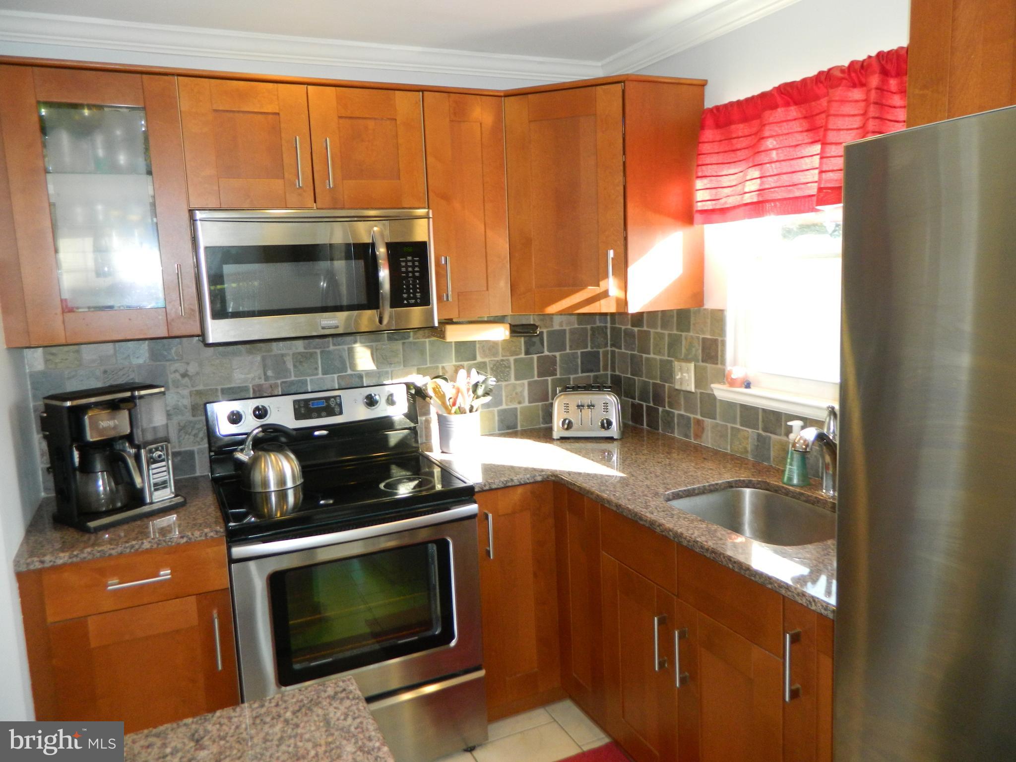 963 Catalpa Road Warminster, PA 18974 - Photo 8 of 30