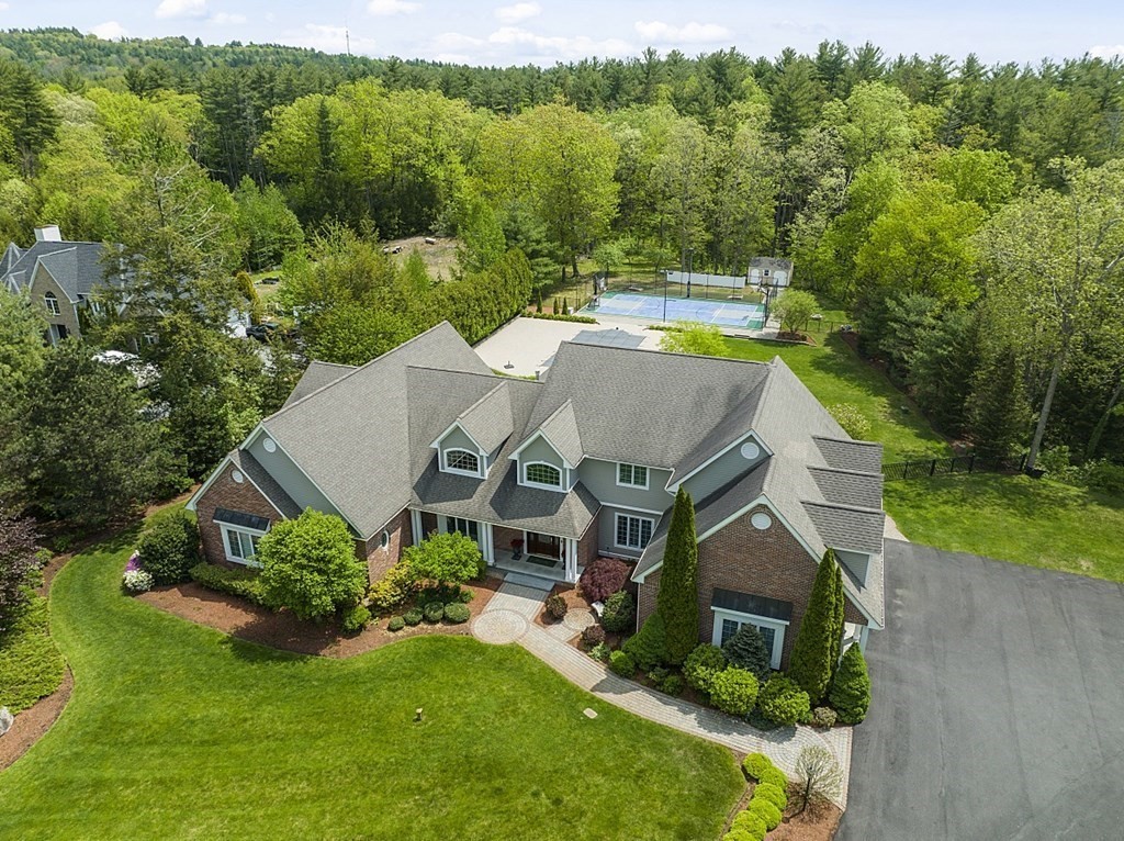 10 Sheffield Street Windham, NH 03087 - Photo 3 of 42 Gallery Image 3