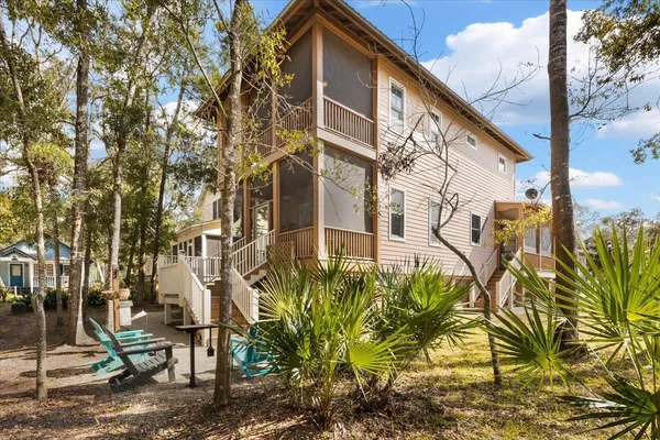 $489,000 | 305 Northeast Winslow Street, Steinhatchee, FL 32359