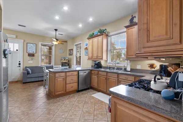 $489,000 | 305 Northeast Winslow Street, Steinhatchee, FL 32359