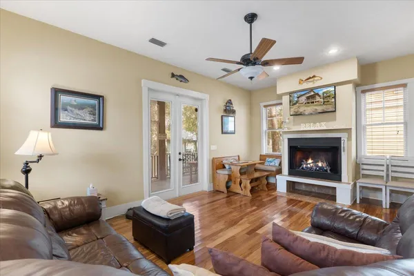 $489,000 | 305 Northeast Winslow Street, Steinhatchee, FL 32359