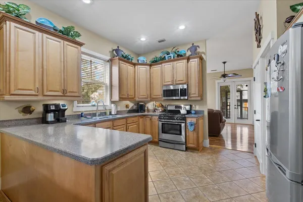 $489,000 | 305 Northeast Winslow Street, Steinhatchee, FL 32359