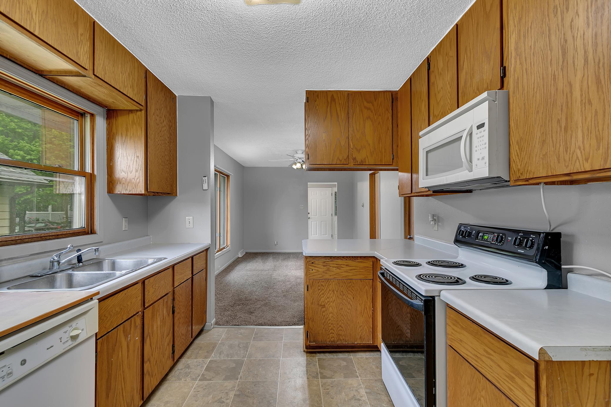 524 2nd Street Southeast St. Cloud, MN 56304 - Photo 11 of 22