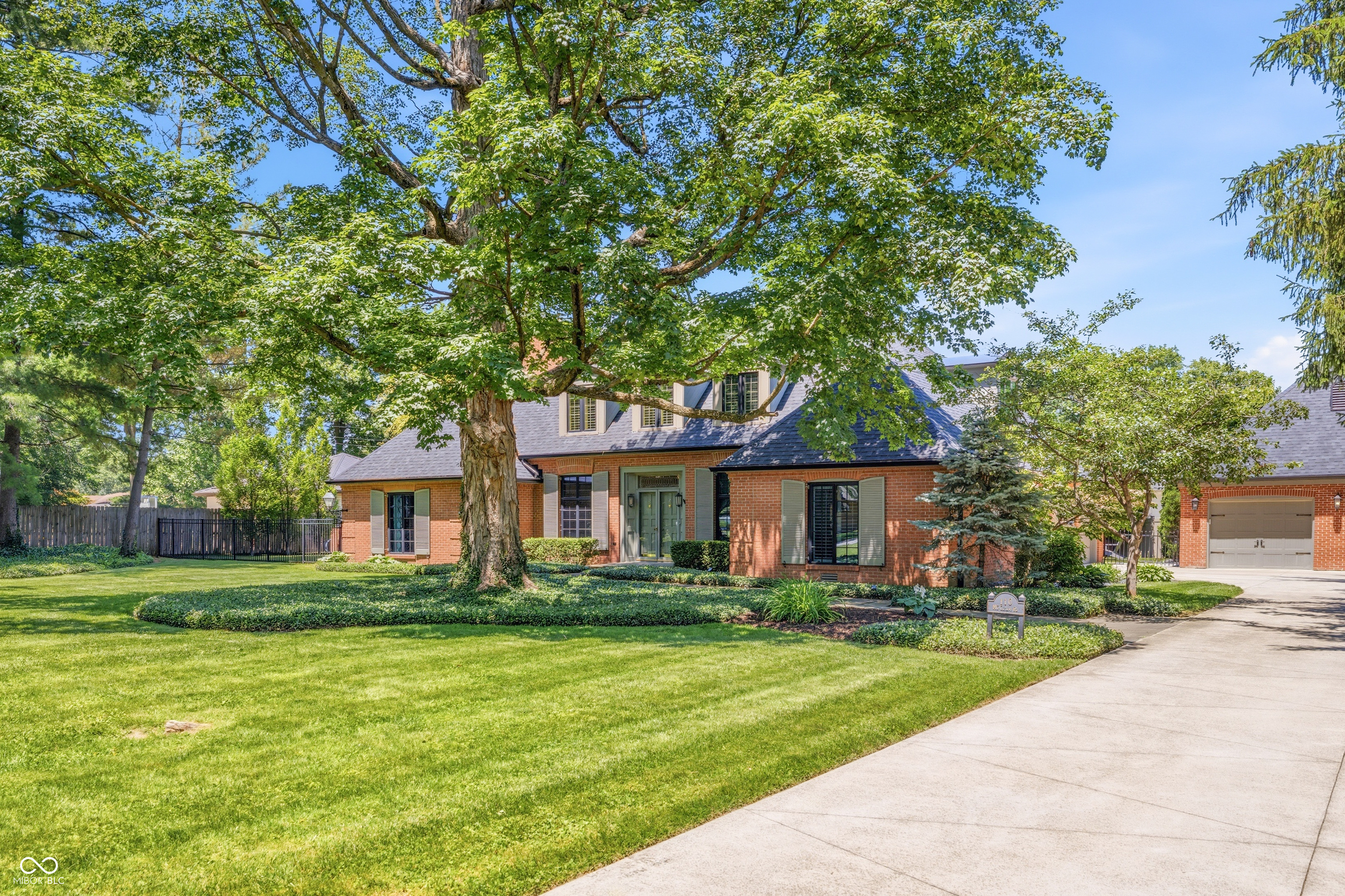 110 McClellan Road Greenfield, IN 46140 - Photo 4 of 97