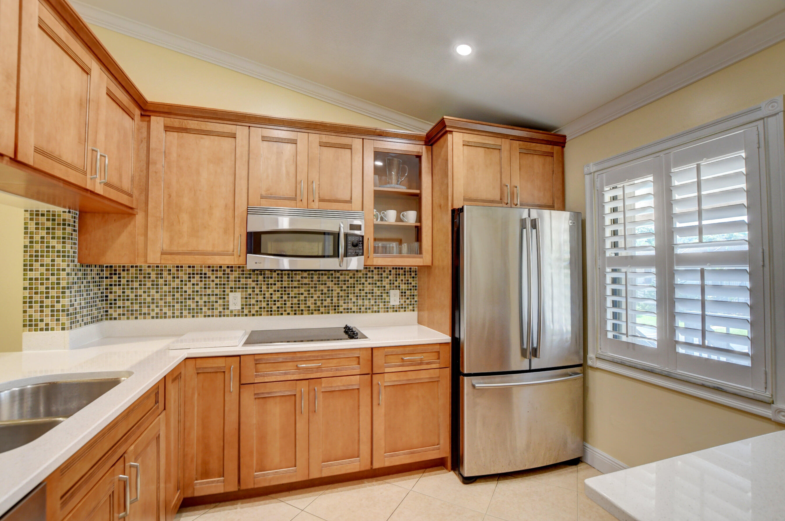 22159 Palms Way, Unit 201 Boca Raton, FL 33433 - Photo 4 of 25 Solid Wood Kitchen Cabinets