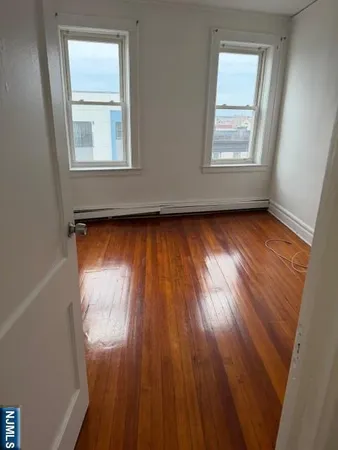 $1,600 | 511 Kearny Avenue, Unit 11, Kearny, NJ 07032