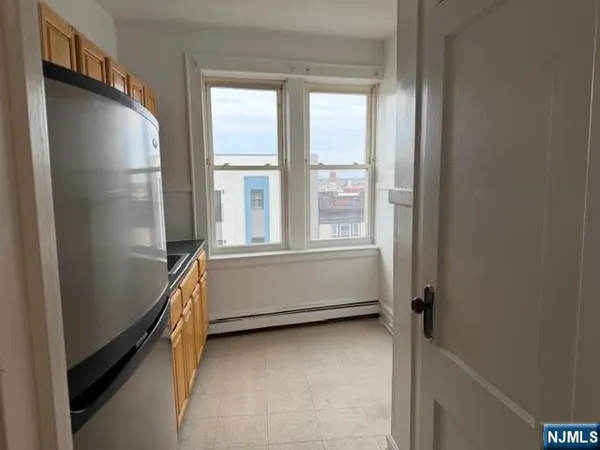 $1,600 | 511 Kearny Avenue, Unit 11, Kearny, NJ 07032