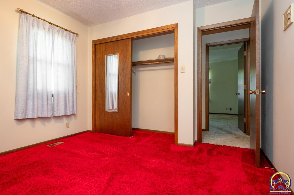 6444 Southeast Paulen Road Berryton, KS 66409 - Photo 19 of 36