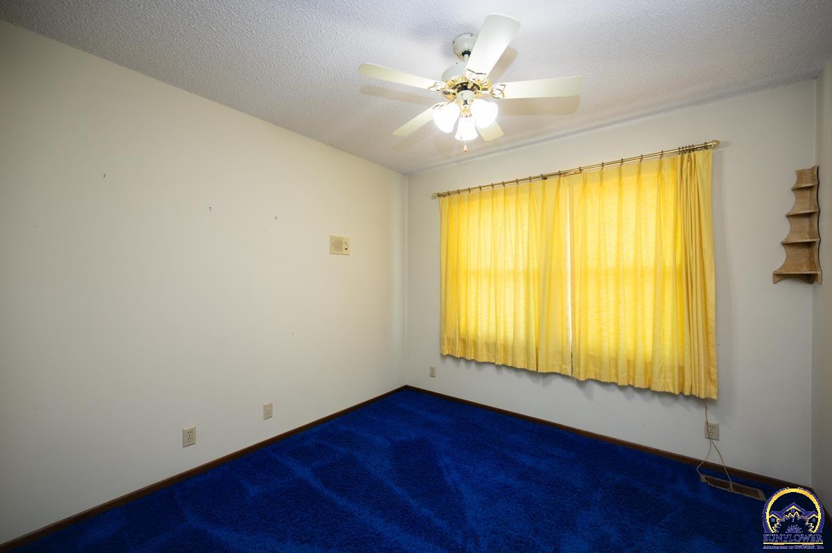 6444 Southeast Paulen Road Berryton, KS 66409 - Photo 20 of 36