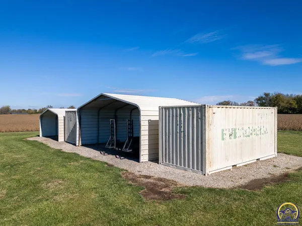 $494,500 | 6444 Southeast Paulen Road, Berryton, KS 66409