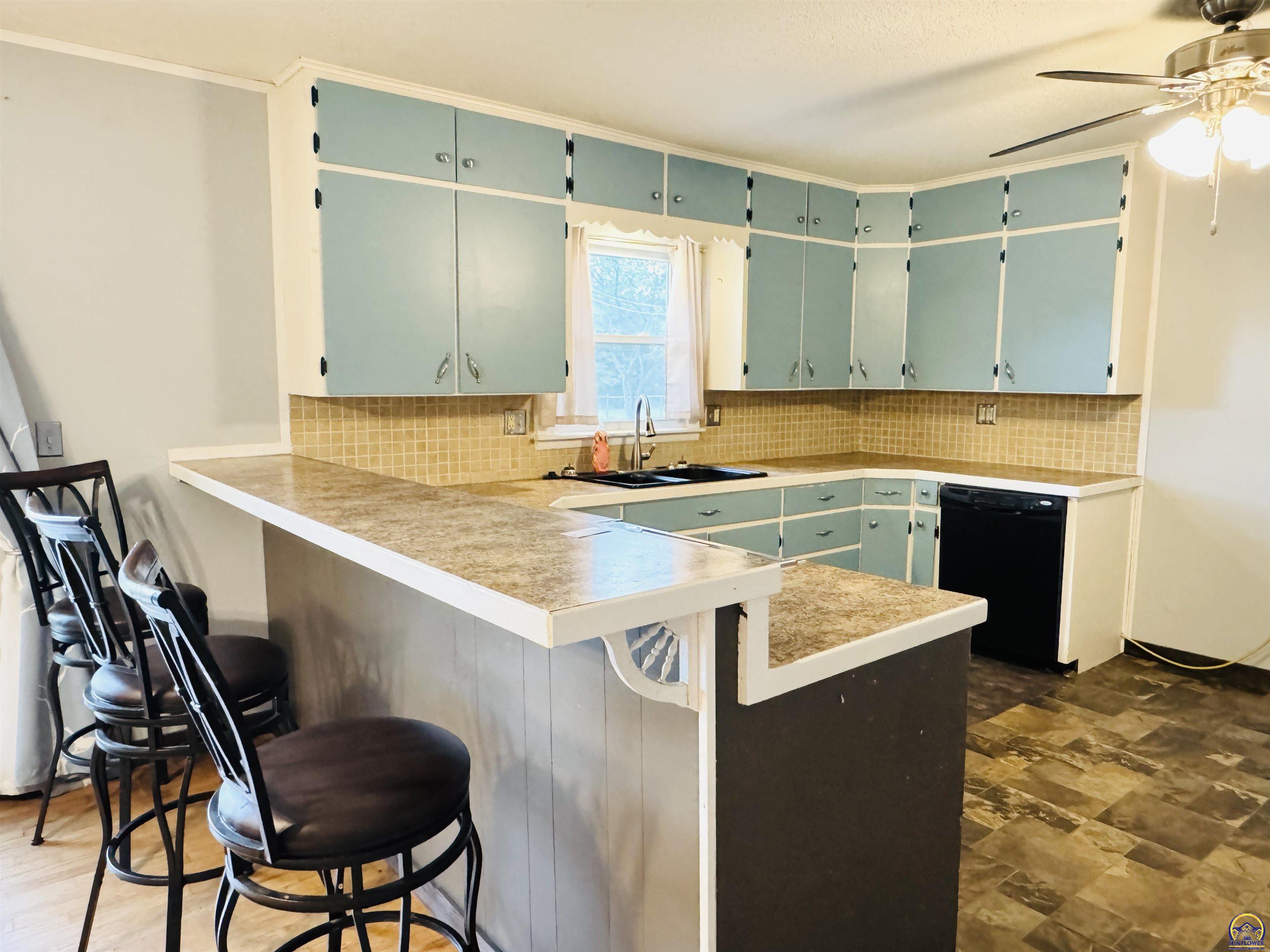 104 Monroe Street Pomona, KS 66076 - Photo 8 of 47