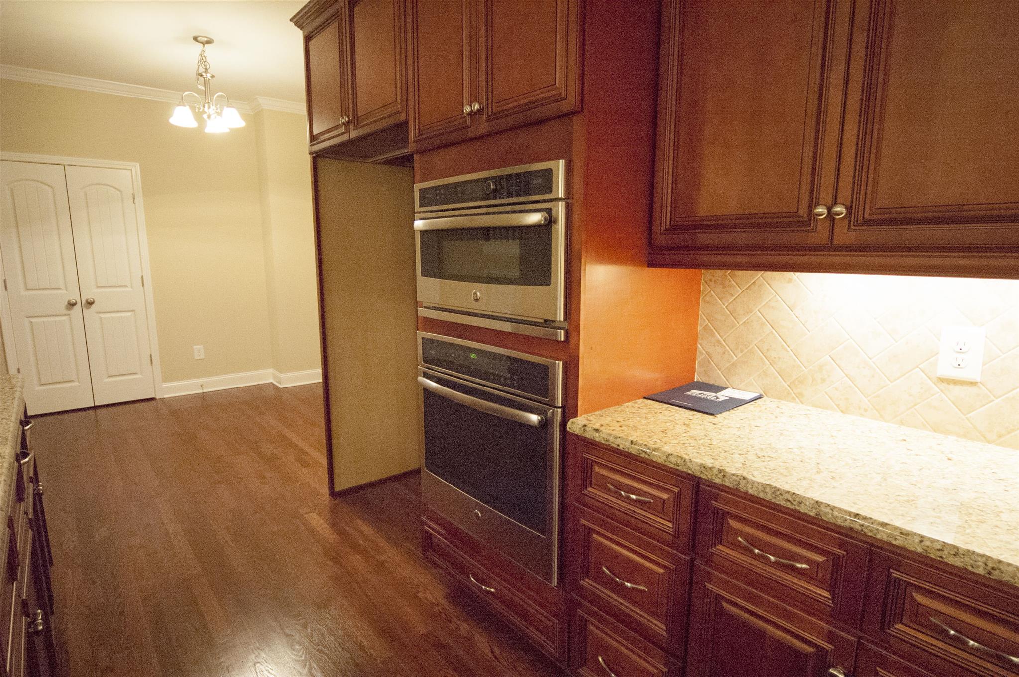 1046 Rudder Drive Spring Hill, TN 37174 - Photo 3 of 18 Gallery Image 3