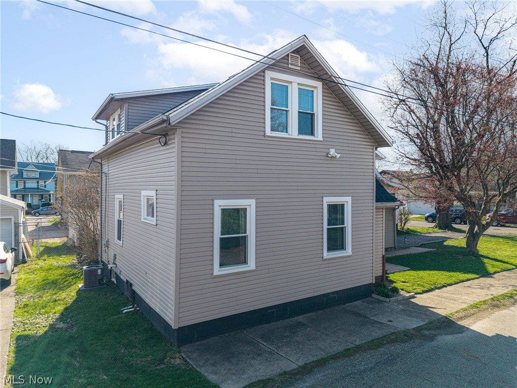 3115 2nd Street Northwest Canton, OH 44708 - Photo 4 of 23