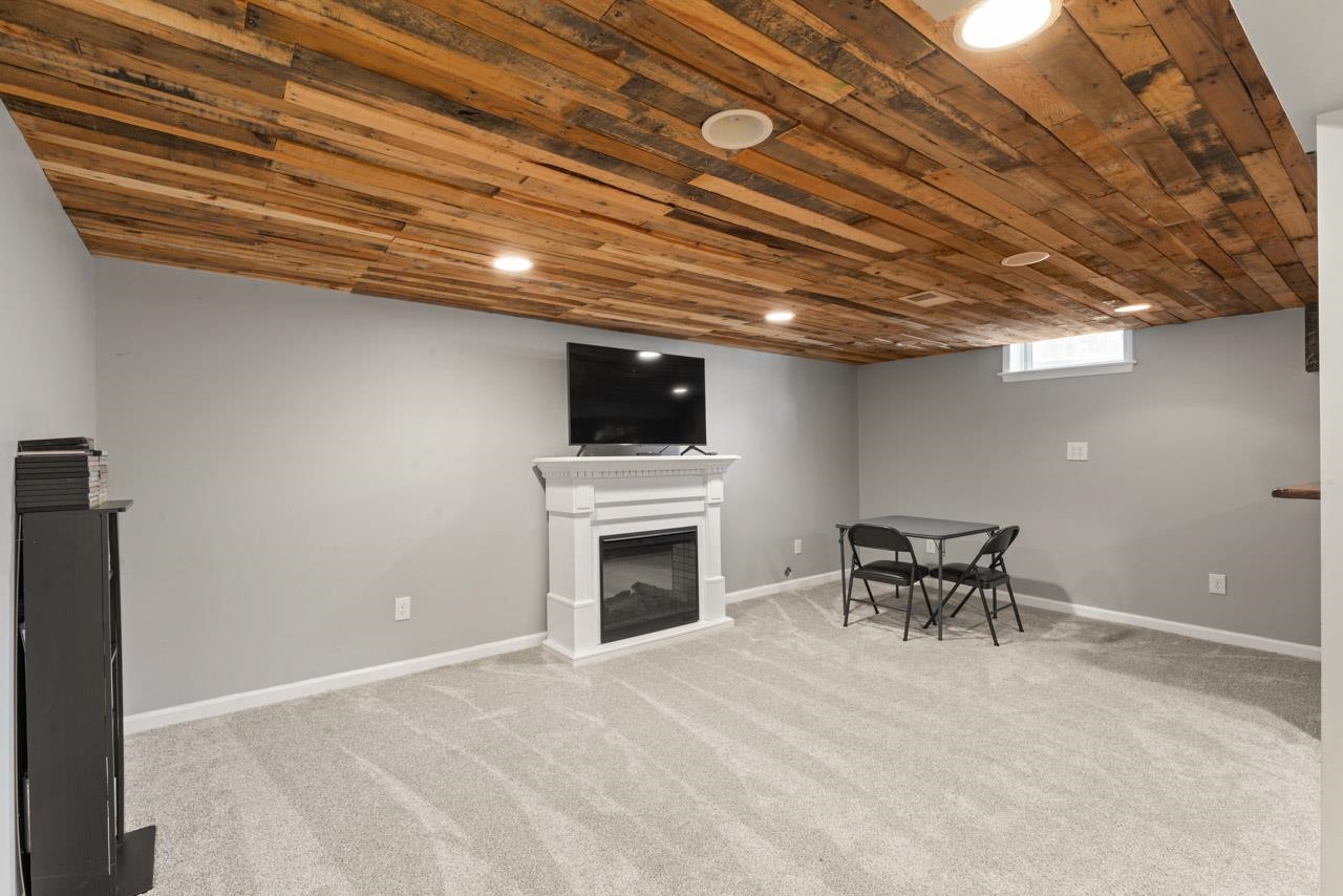 11516 Kings Coach Road Grand Blanc, MI 48439 - Photo 31 of 54 50135897-80a8c8e1-3bbc-4baa-be11-aae248de4db7.JPG