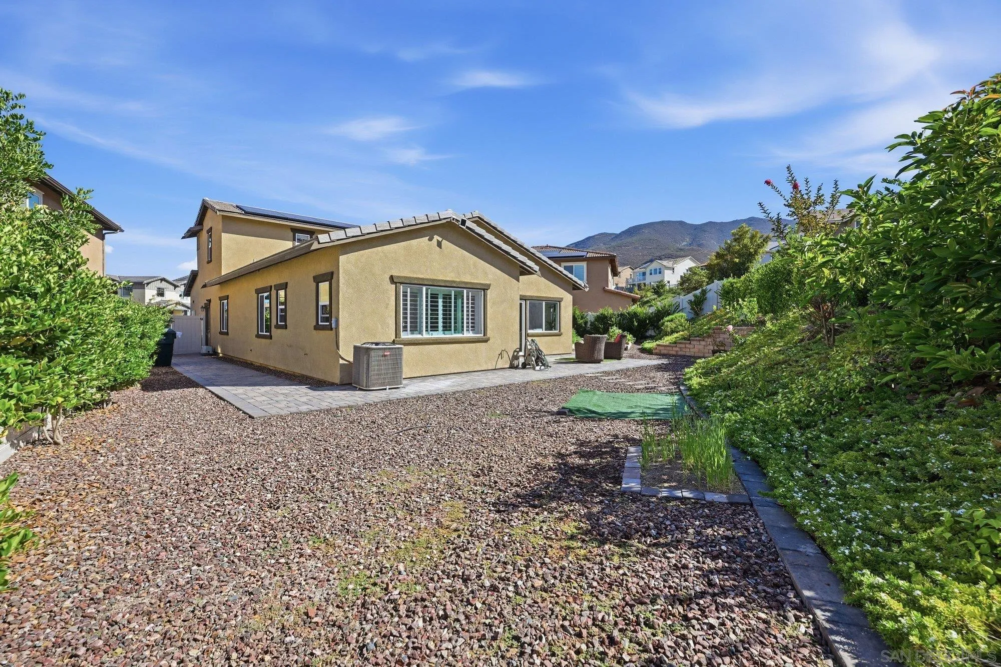 35833 Esperia Way Fallbrook, CA 92028 - Photo 32 of 46 Oversized lot with custom landscaping and planter boxes