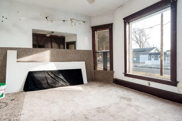 $169,999 | 1123 Portland Avenue, Beloit, WI 53511