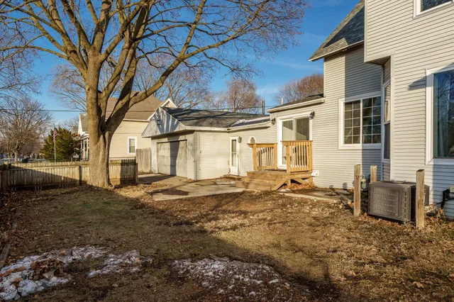 $169,999 | 1123 Portland Avenue, Beloit, WI 53511