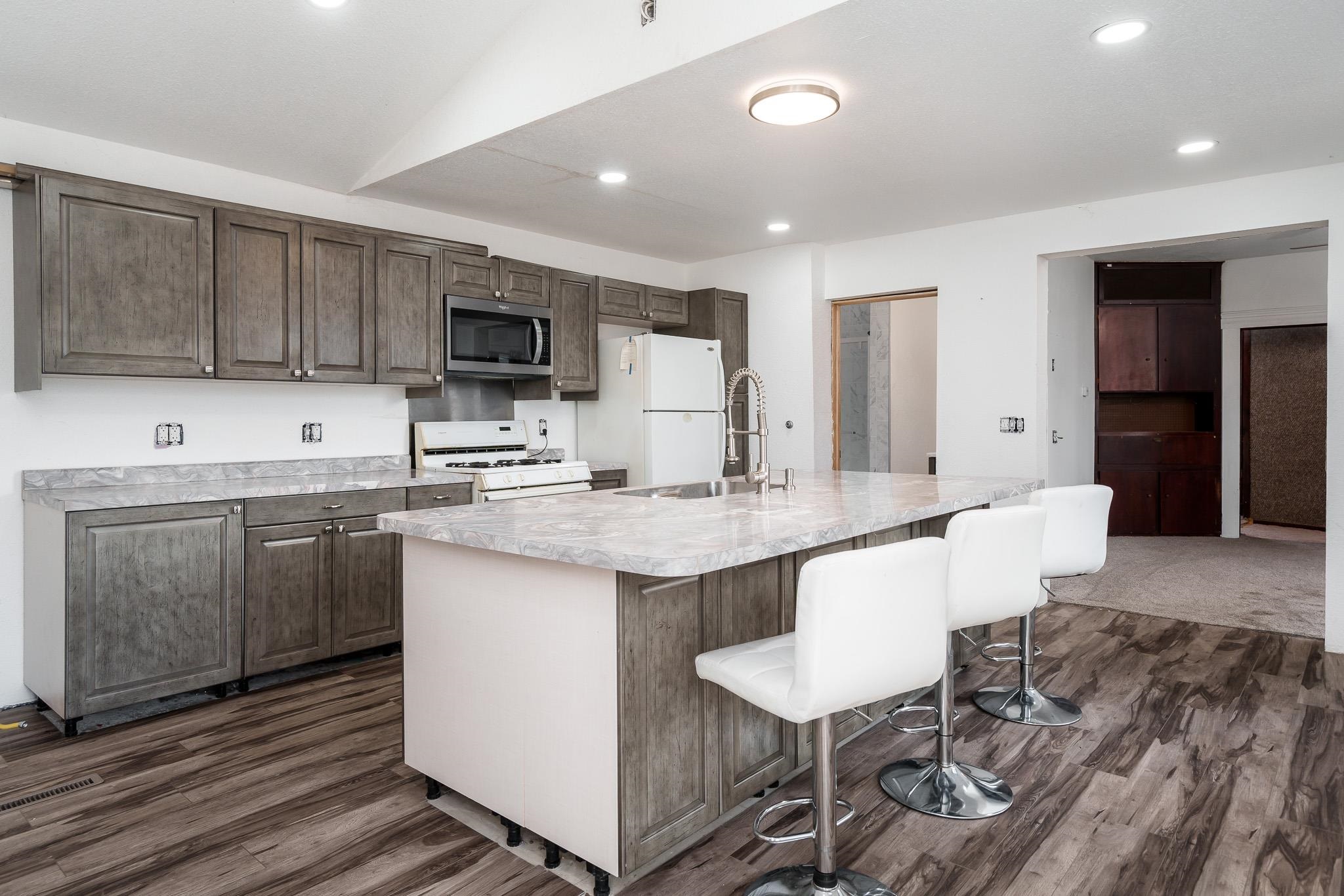 1123 Portland Avenue Beloit, WI 53511 - Photo 5 of 20