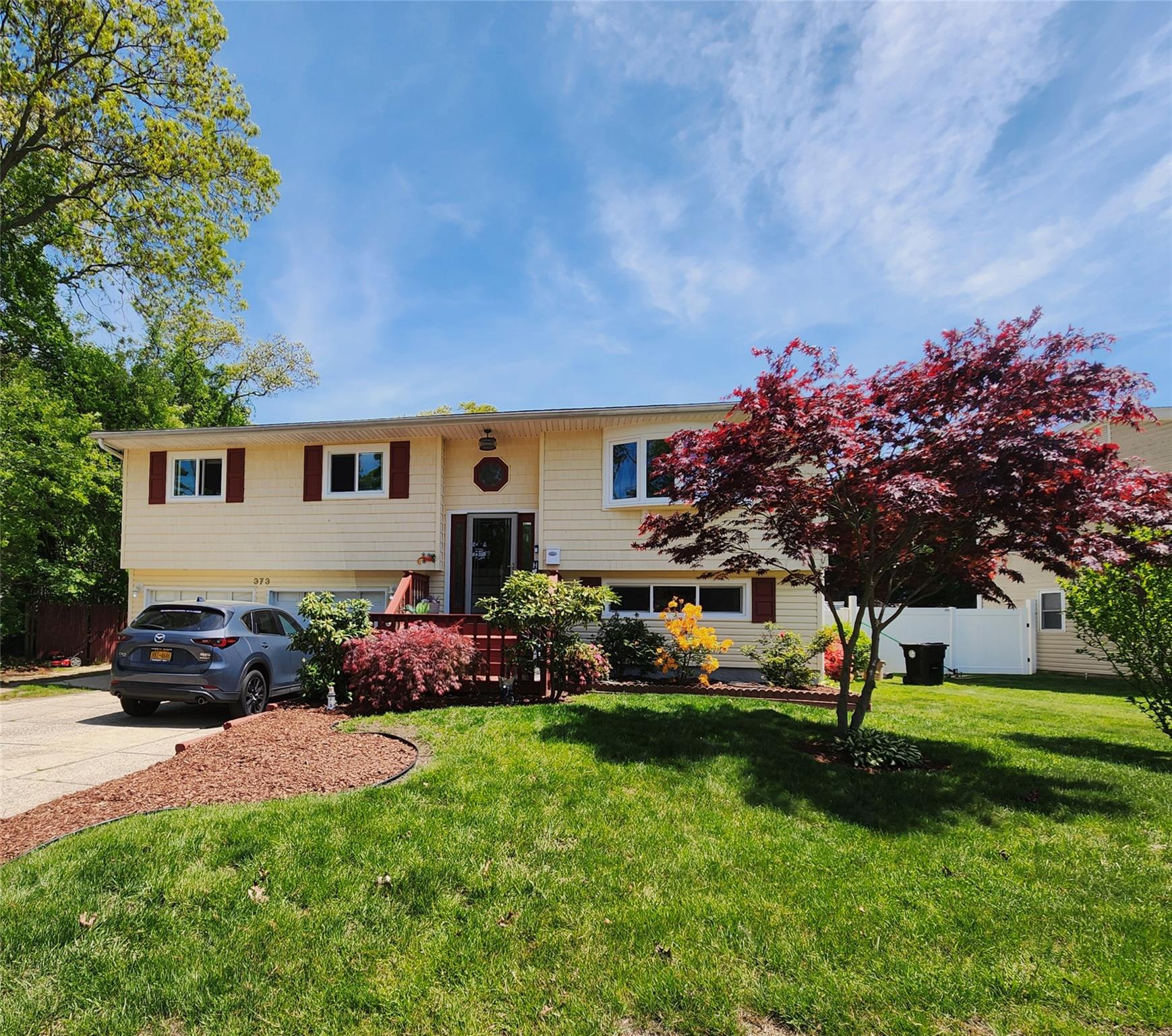 Welcome to 373 Commack Rd. Islip!