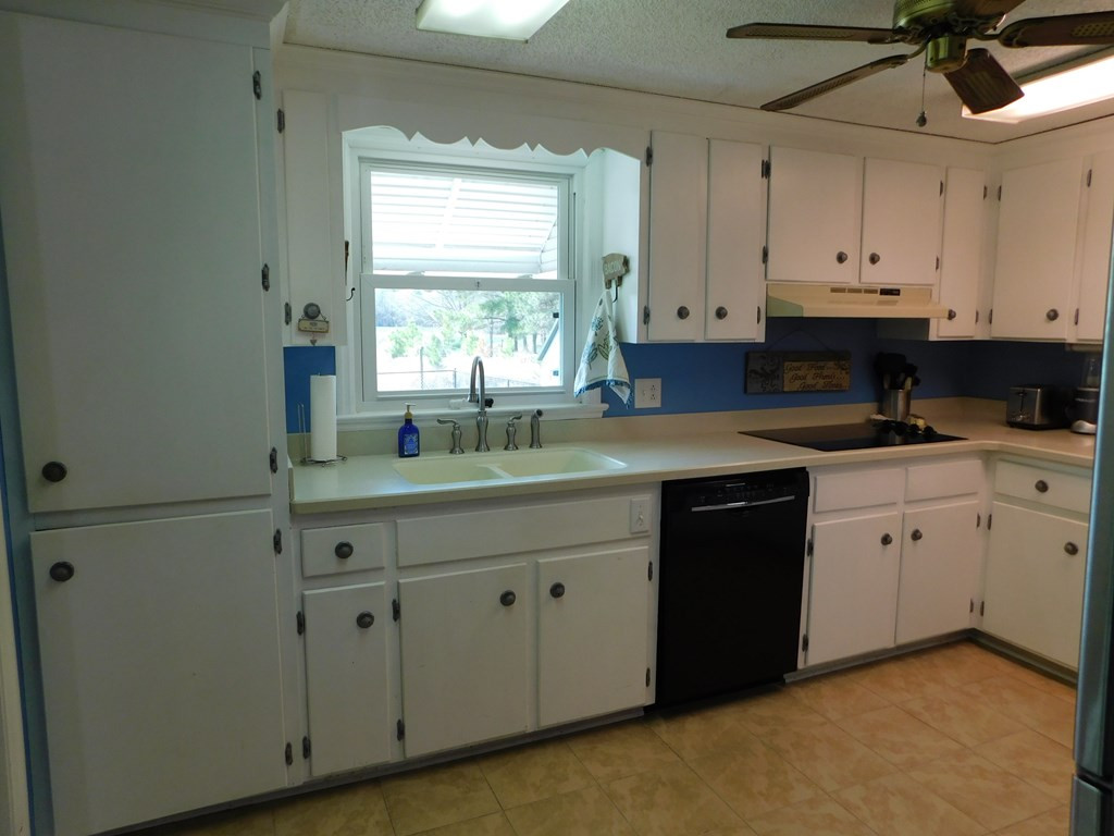 153 Joe Morris Road Kenly, NC 27542 - Photo 14 of 31 Kitchen View