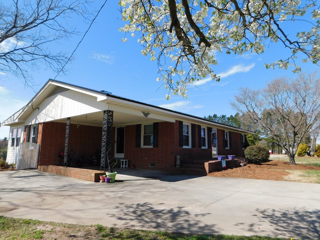153 Joe Morris Road Kenly, NC 27542 - Photo 3 of 31 Left Side Facing View of Home