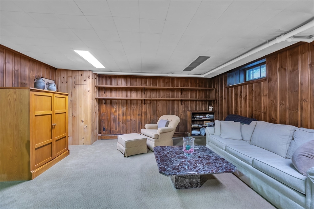 8 Old Colony Road Worcester, MA 01609 - Photo 42 of 42 Gallery Image 42