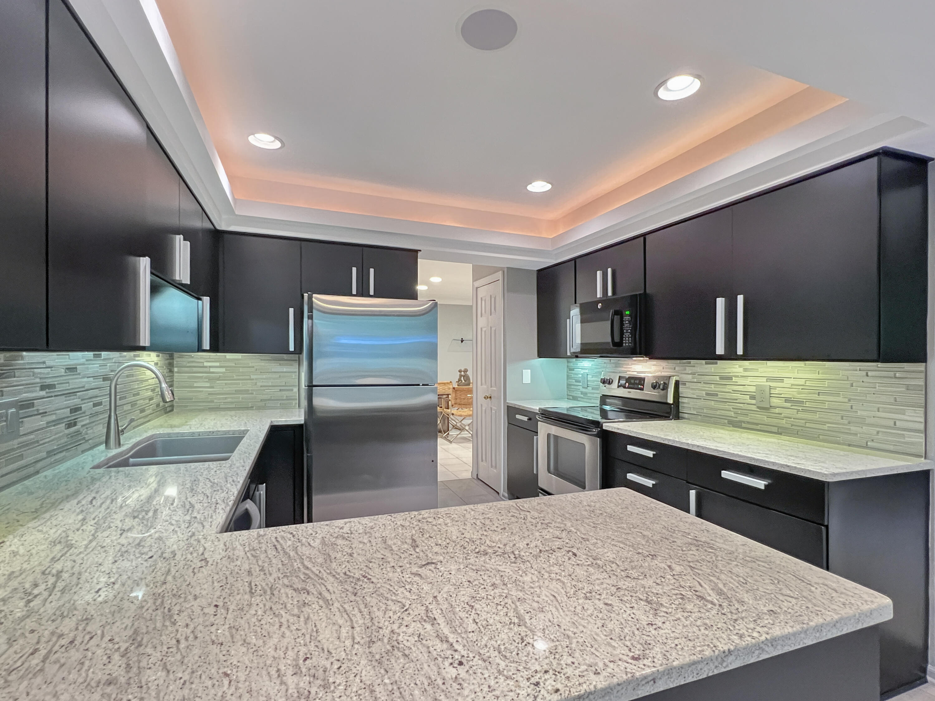 910 Ridge Road, Unit 208 Munster, IN 46321 - Photo 16 of 39 3000x2250